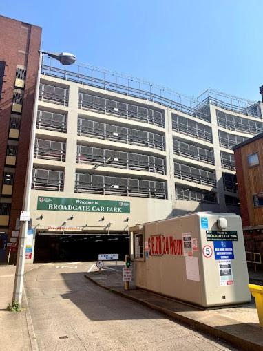 Last-Minute Offers L 3-Bed House By Broad Meadow Stays L Short Lets L Family, Business, Students L Lincoln L Parking エクステリア 写真